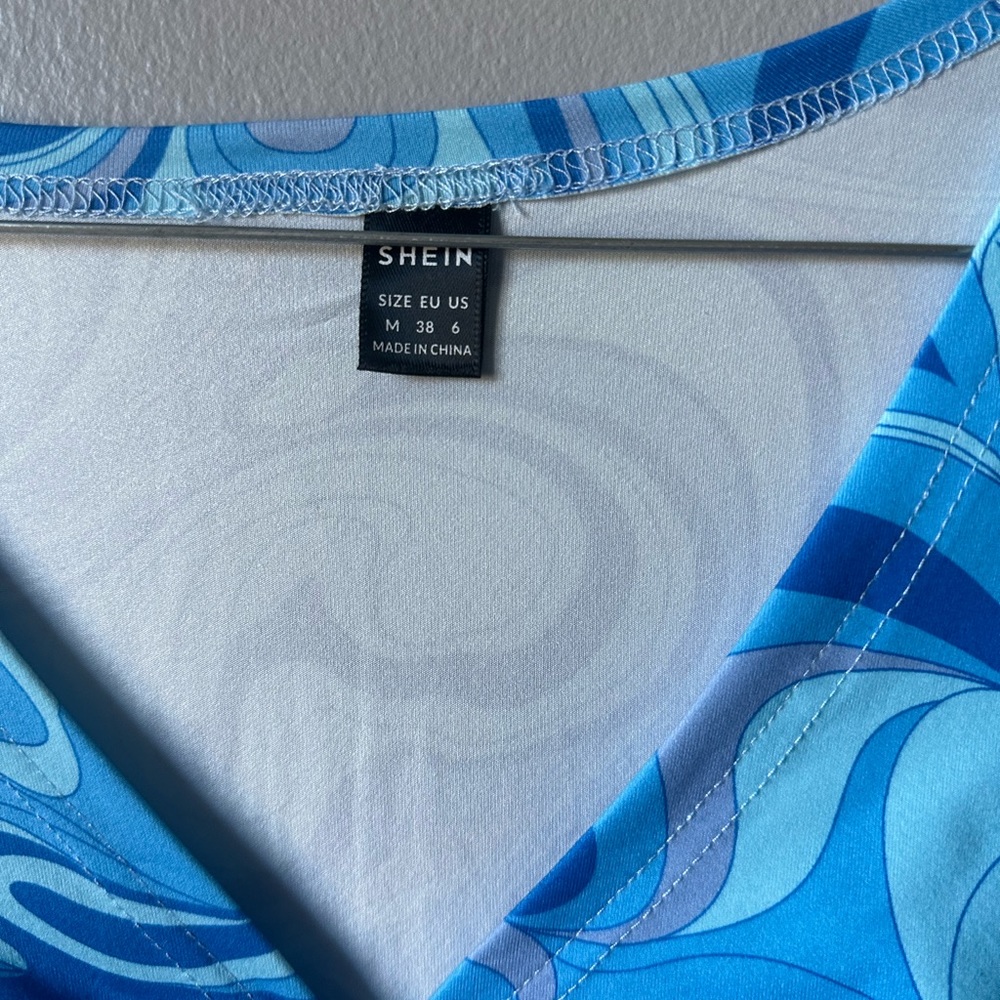 Blue Pattern Dress - Picture 3 of 3